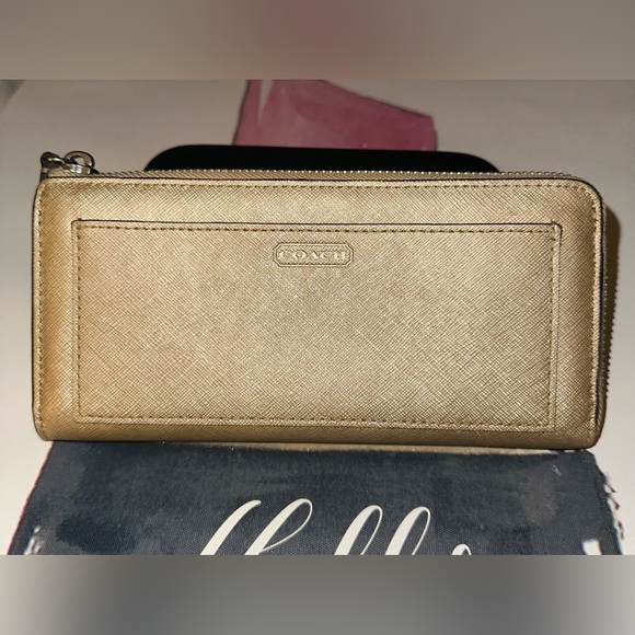 Coach 💛 Metallic Gold Women's Wallet - Picture 1 of 5